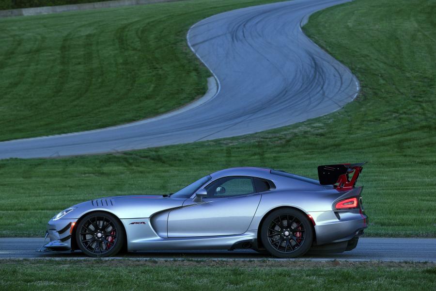  Dodge Viper ACR (VX) 2015 года  (фото 36 из 91)
